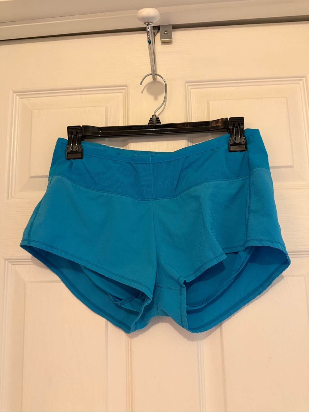oiselle Bright Aqua Athletic Skort